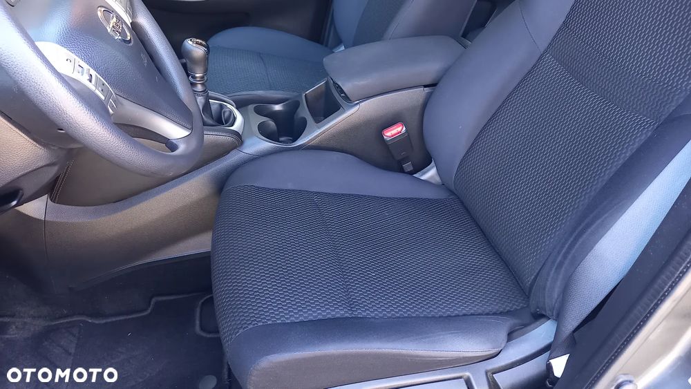 Nissan Qashqai - 10