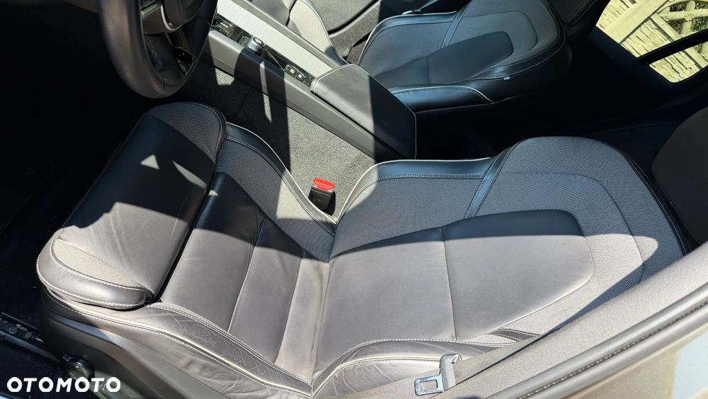 Volvo V60 B4 D Geartronic RDesign - 21