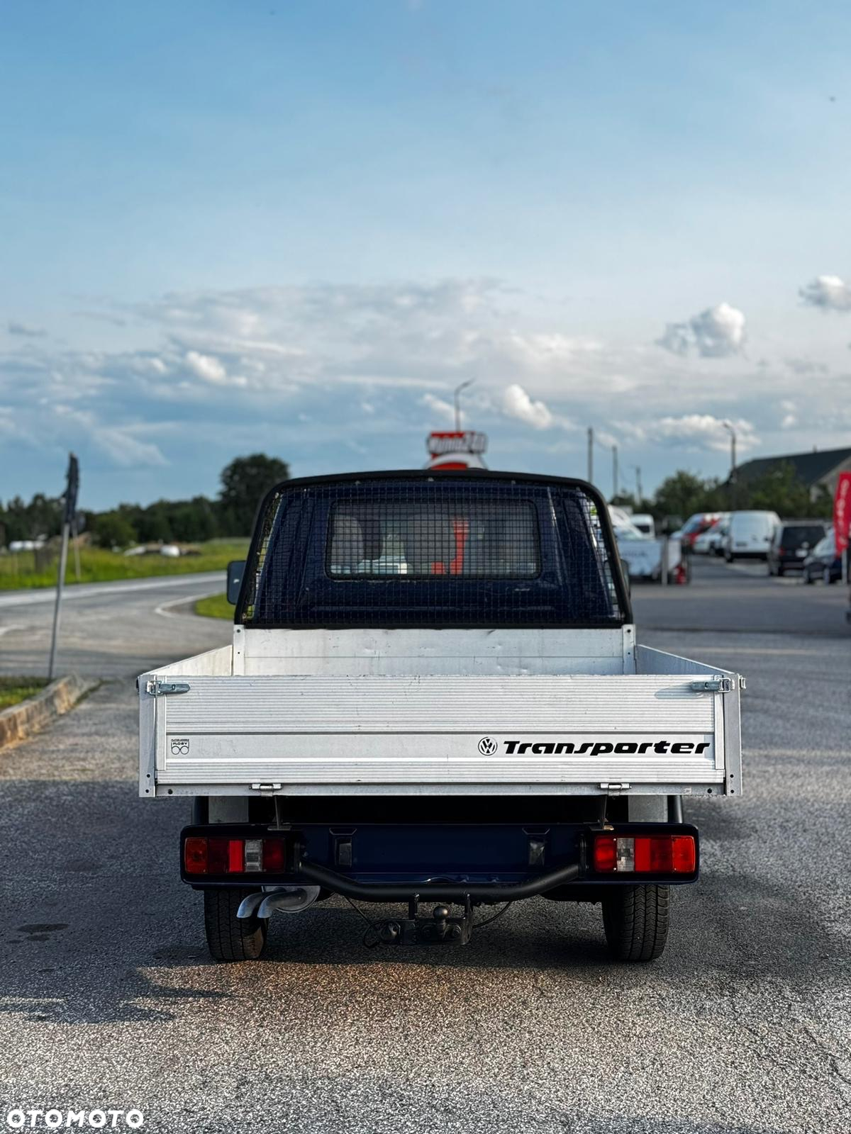 Volkswagen Transporter - 4