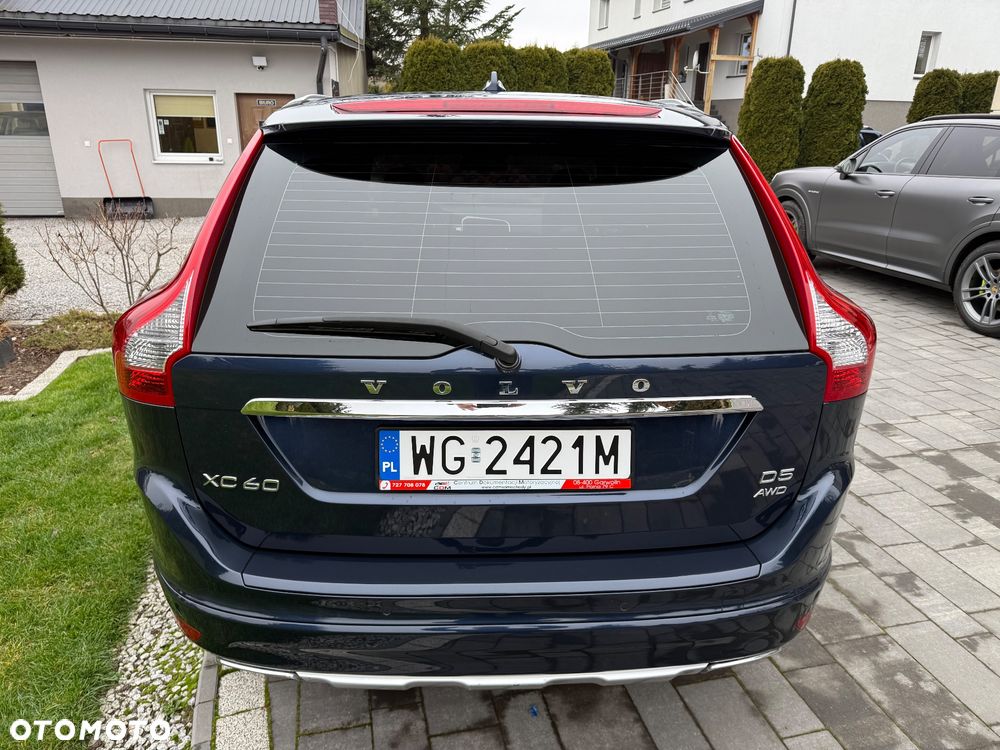 Volvo XC 60 D5 AWD Geartronic Summum - 7