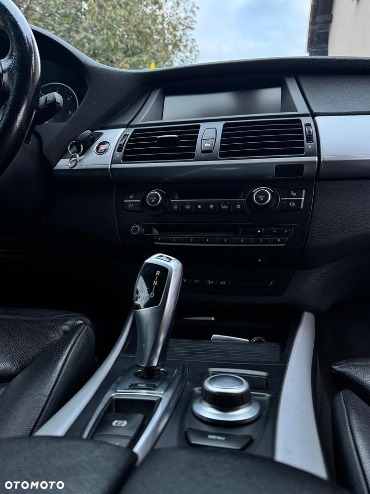 BMW X5 xDrive30d - 25