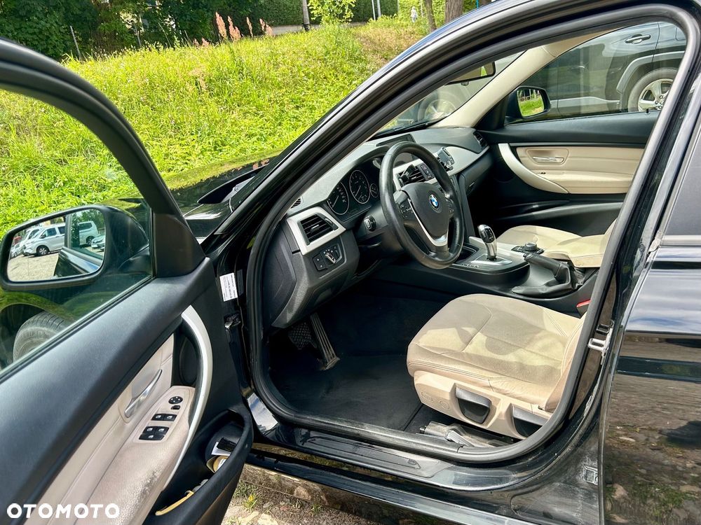 BMW Seria 3 320i - 6