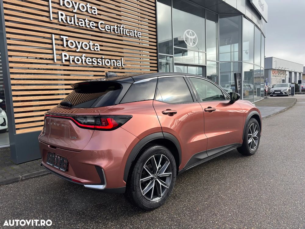 Lexus LBX 1.5 HEV 4x2 CVT Emotion - 3