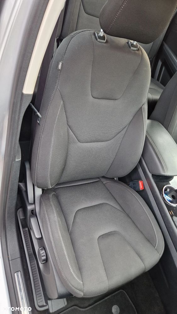 Ford S-Max - 18