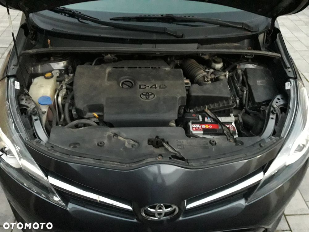 Toyota Verso 2.0 D-4D Active 7os - 18