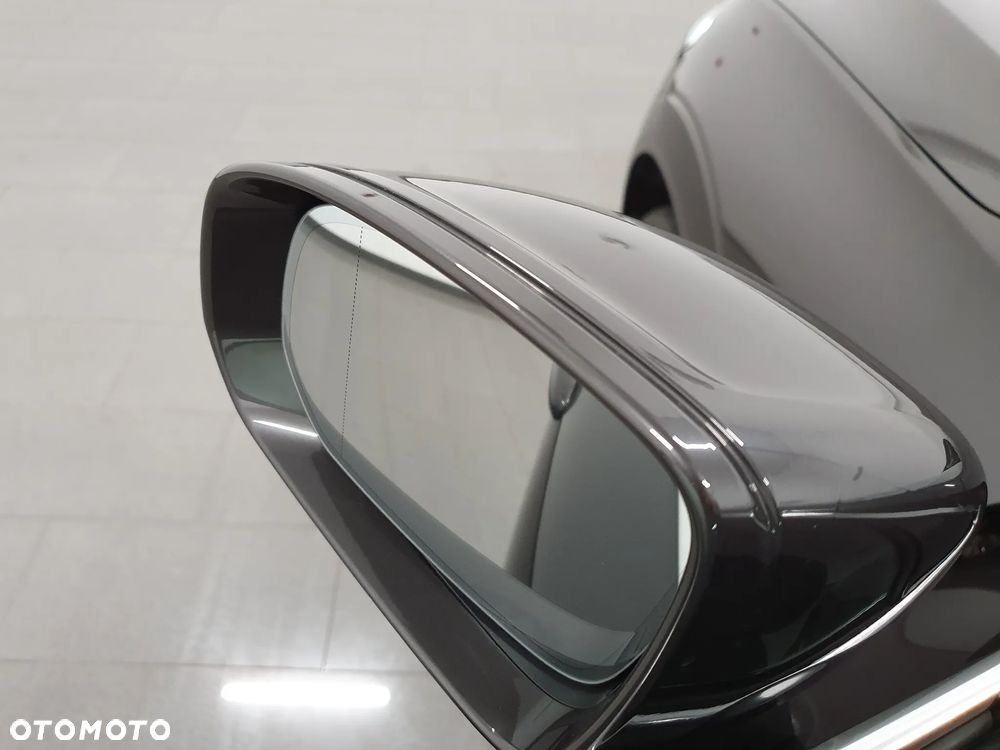 Volvo XC 60 B4 D AWD Geartronic Inscription - 24