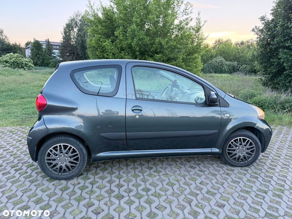 Toyota Aygo - 2