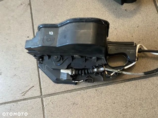 DOCIĄG DRZWI ZAMKI PRZÓD TYŁ BMW F10 KOMPLET - 6