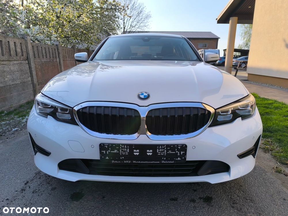 BMW Seria 3 330e iPerformance Sport Line - 23
