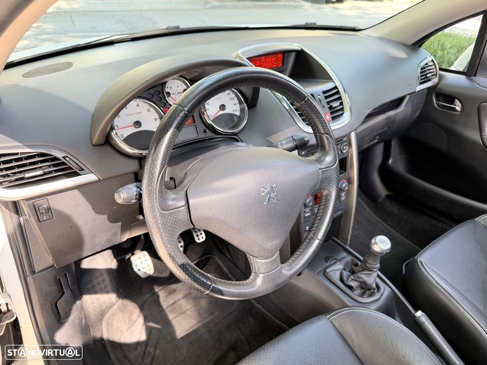 Peugeot 207 CC 150 THP Sport - 24