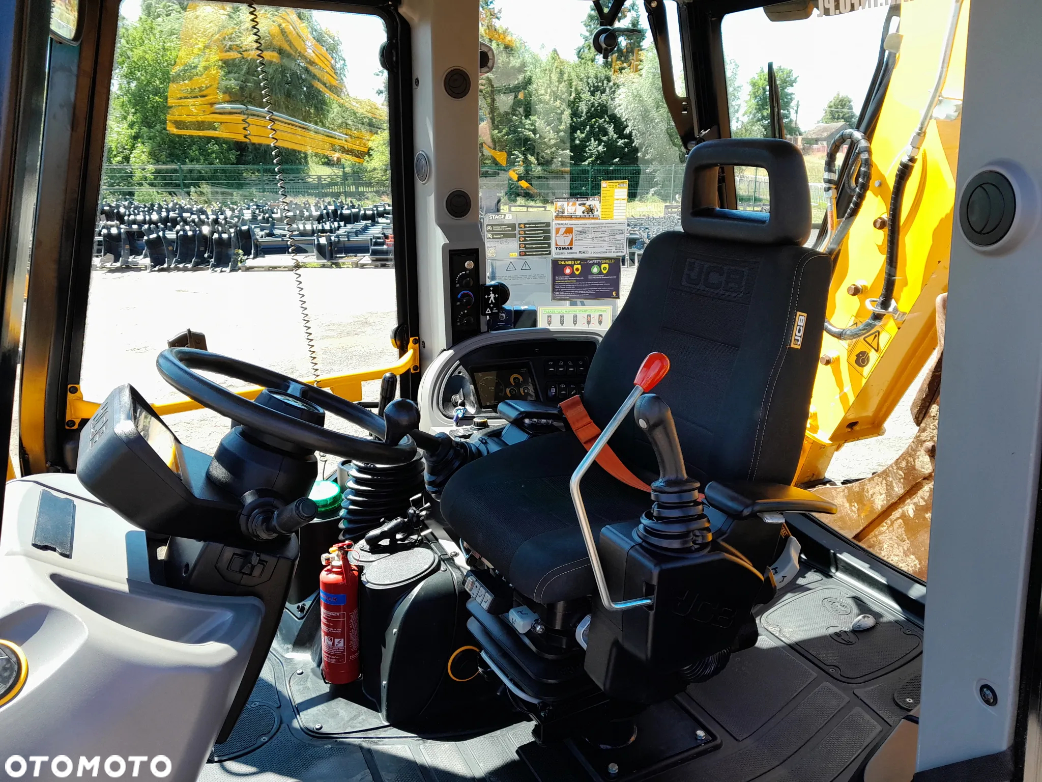 JCB 3CX  AEC - 18