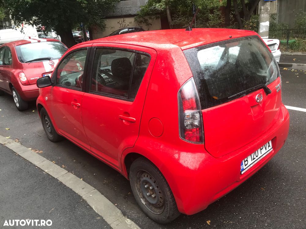 Daihatsu Sirion - 4
