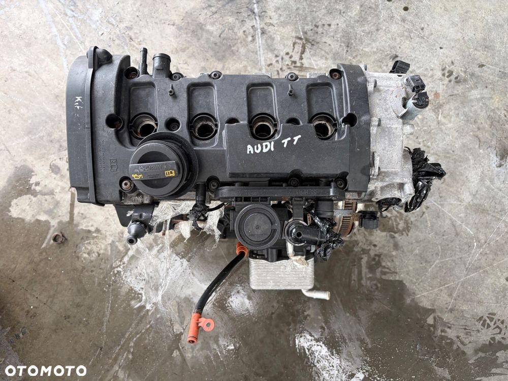 AUDI TT 8 J SILNIK 2.0 TFSI - 2