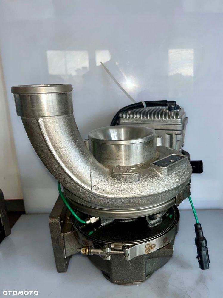 nowa turbosprężarka john deere harvester 24v re561192 12639800024 - 2