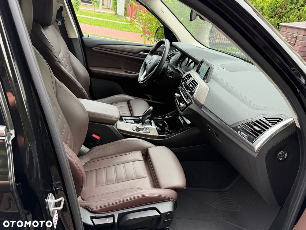 BMW X3 xDrive20d sport - 8