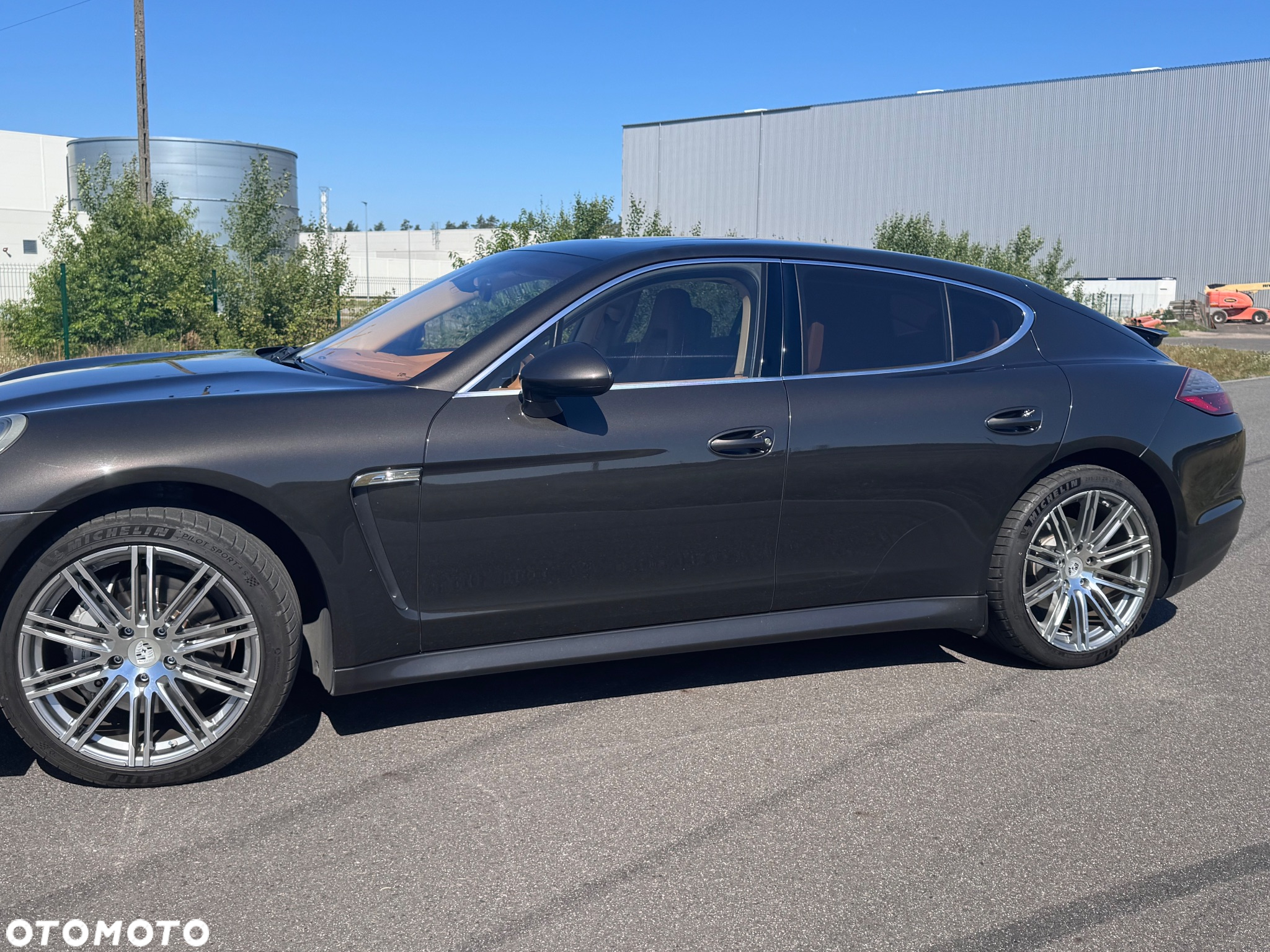 Porsche Panamera 4S - 3