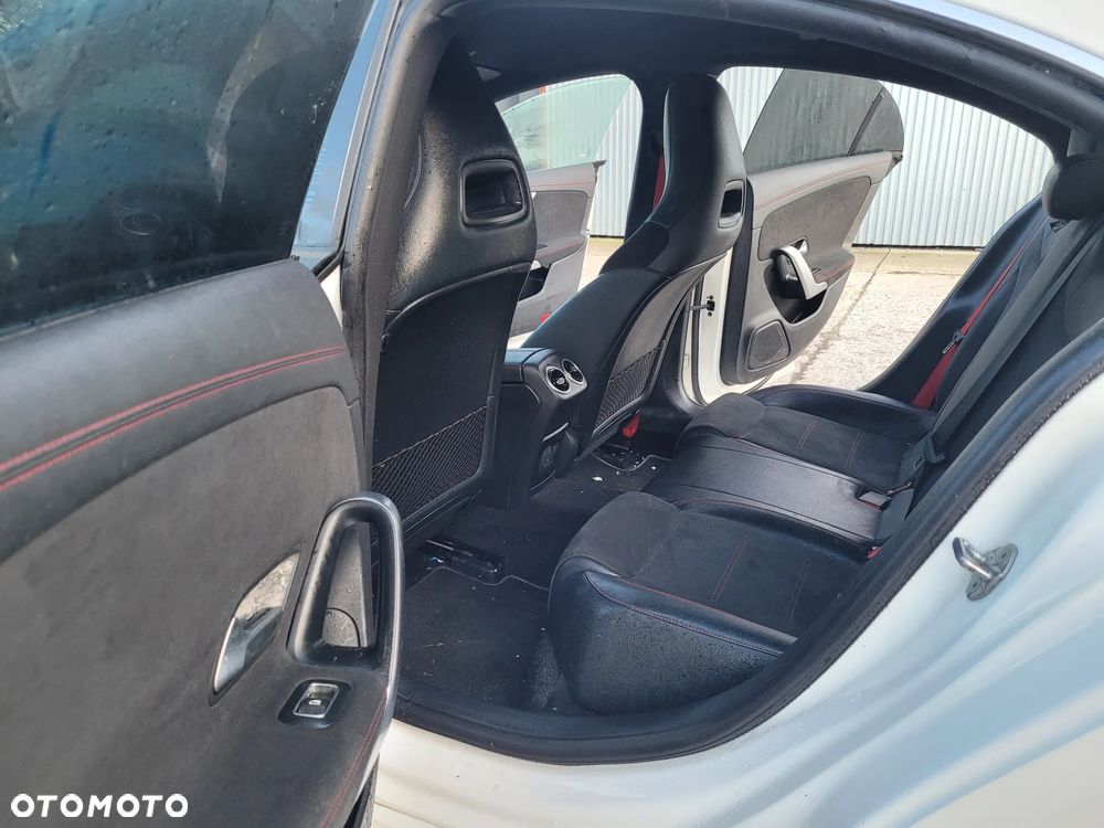 Mercedes-Benz CLA - 6