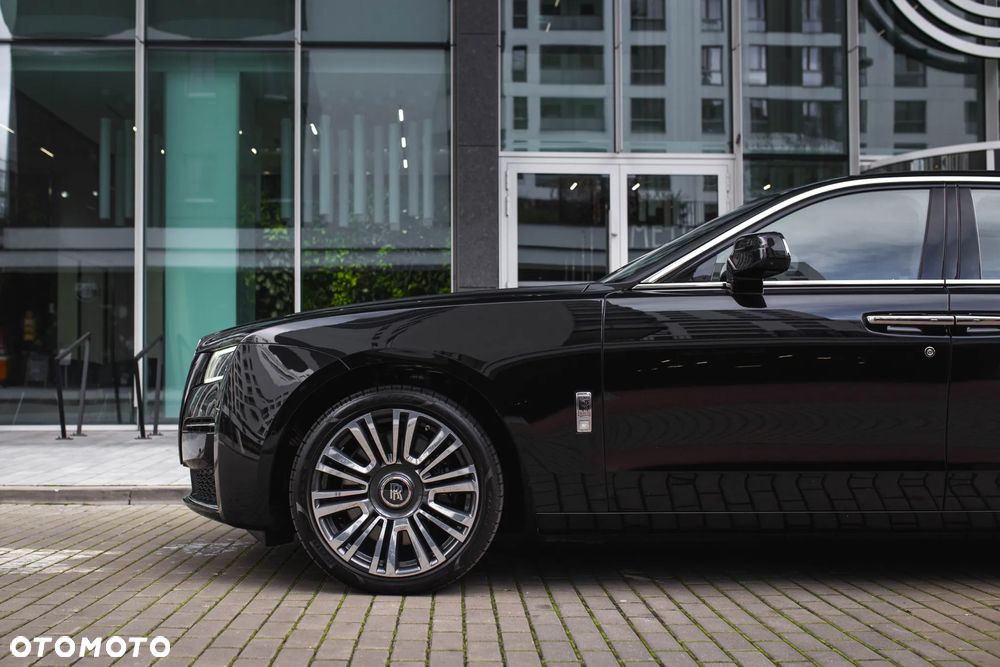 Rolls-Royce Ghost - 3