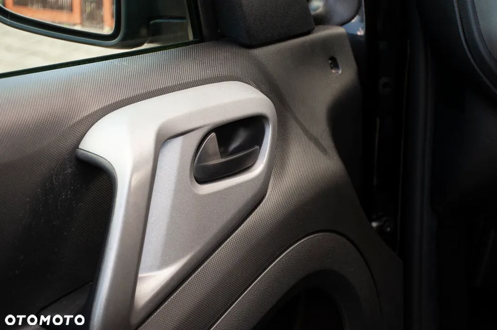 Citroën Berlingo Multispace BlueHDi 120 S&S SHINE - 34