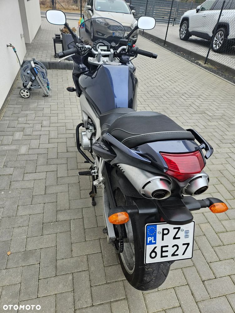 Yamaha FZ6 - 4
