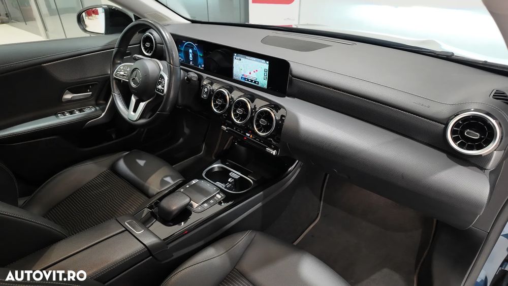 Mercedes-Benz CLA 220 d 4MATIC Coupe Aut. - 14