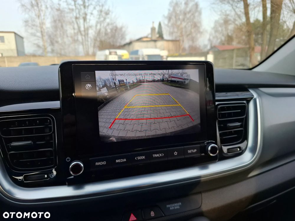 Kia Stonic 1.0 T-GDI L - 11