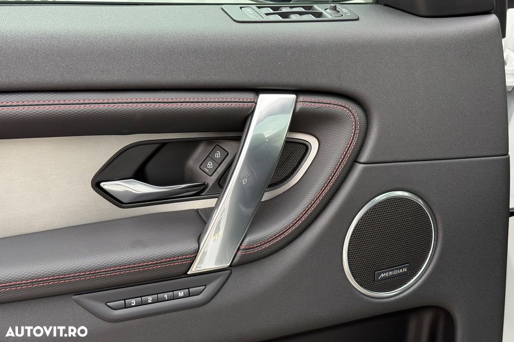 Land Rover Discovery Sport 2.0 D200 MHEV Dynamic HSE - 11