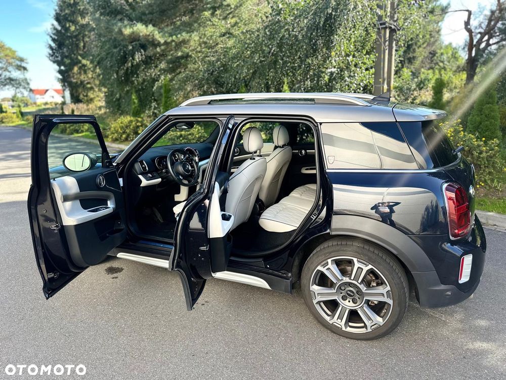 MINI Countryman Cooper SE ALL4 Yours Trim - 4