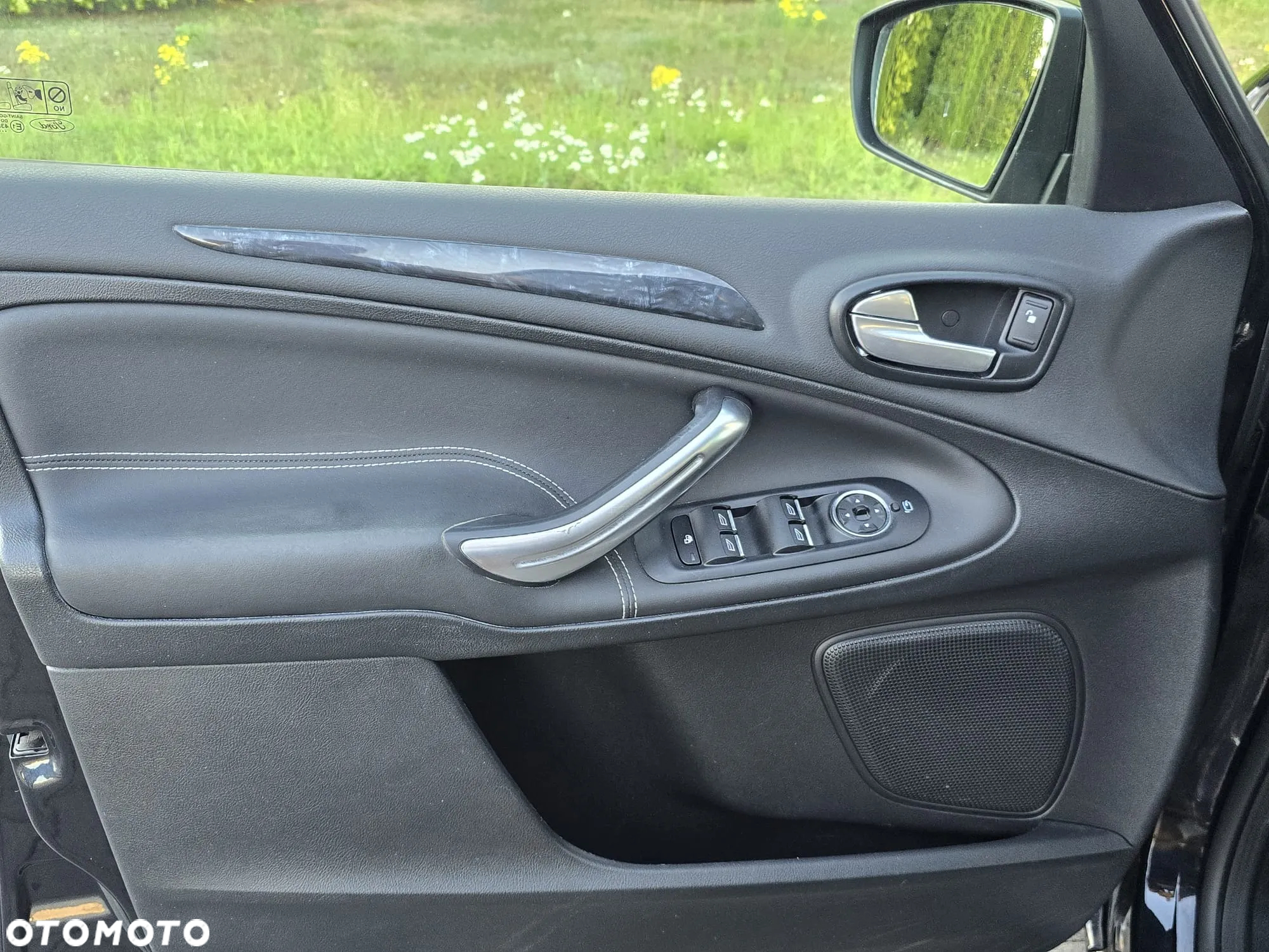 Ford Galaxy 2.0 TDCi DPF Titanium - 22