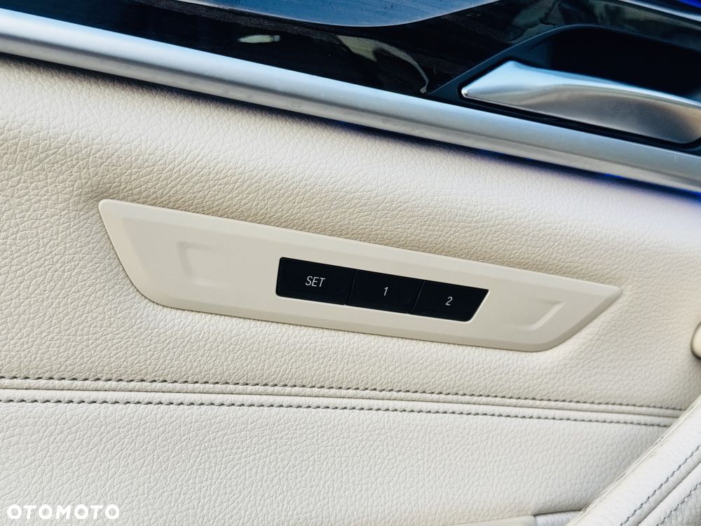 BMW Seria 5 520d Luxury Line sport - 15