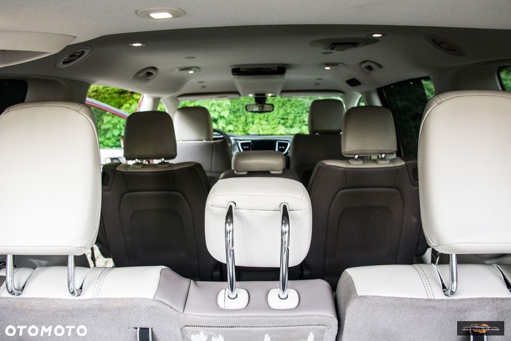 Chrysler Pacifica - 32