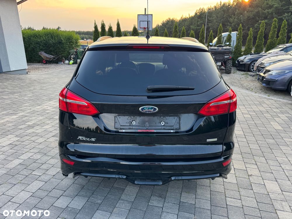 Ford Focus 1.0 EcoBoost Start-Stopp-System ST-LINE - 5