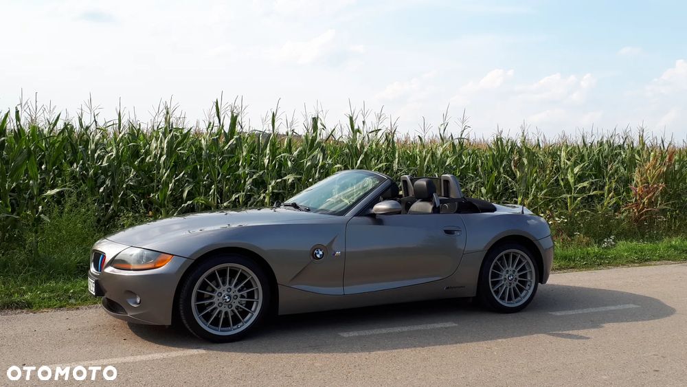 BMW Z4 2.2i - 9