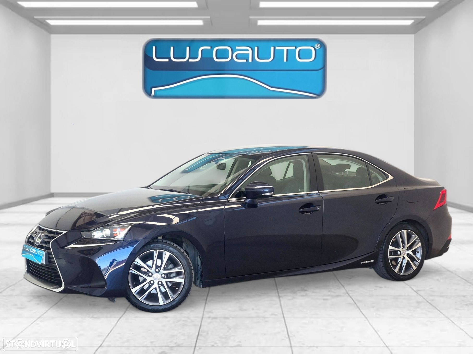 Lexus IS 300H Sport Edition - 1