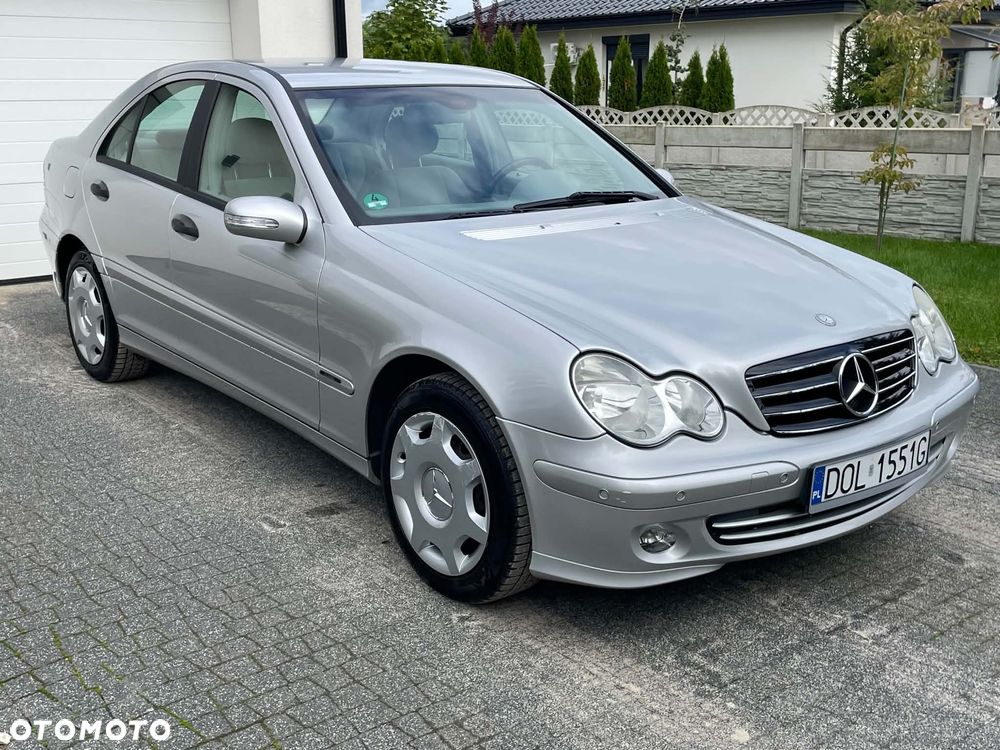 Mercedes-Benz Klasa C 180 Kompressor Classic Sport Edition - 4