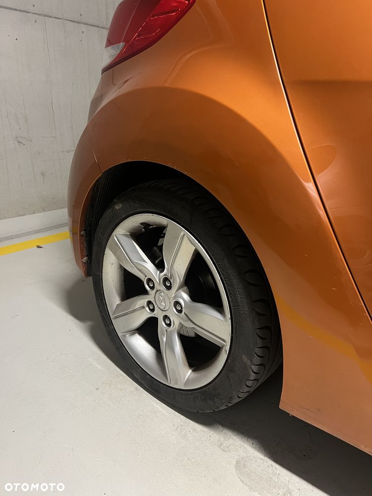 Hyundai Veloster 1.6 GDI Comfort - 10
