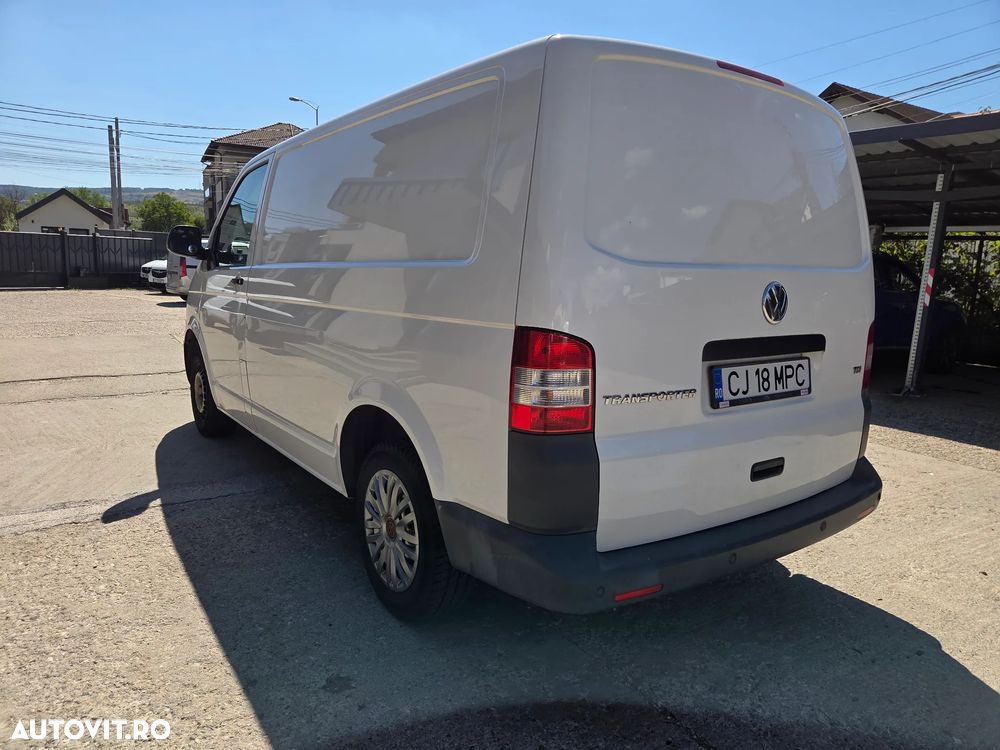 Volkswagen Transporter - 4