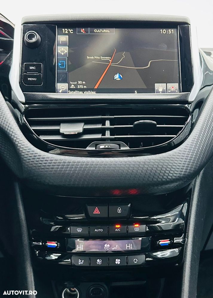 Peugeot 2008 PureTech 82 Style - 22