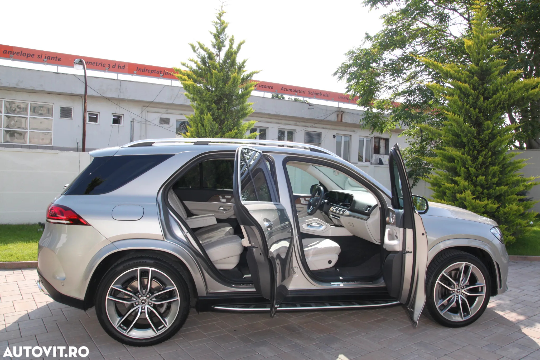 Mercedes-Benz GLE 350 d 4MATIC - 11