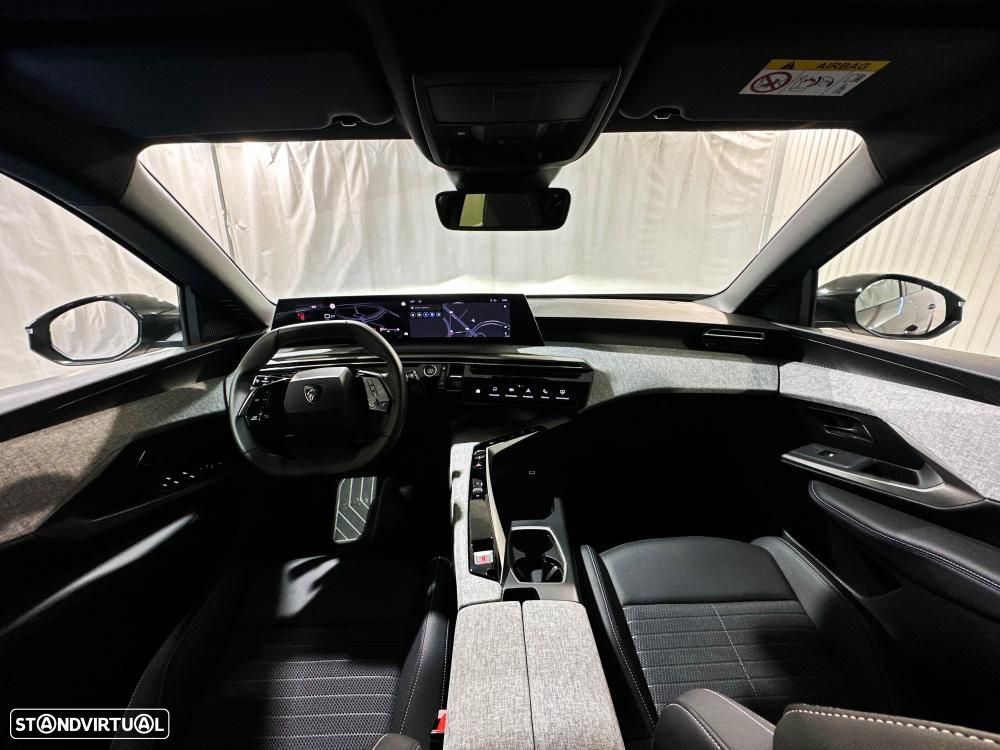 Peugeot 5008 1.2 Hybrid Allure Pack e-DCS6 - 11