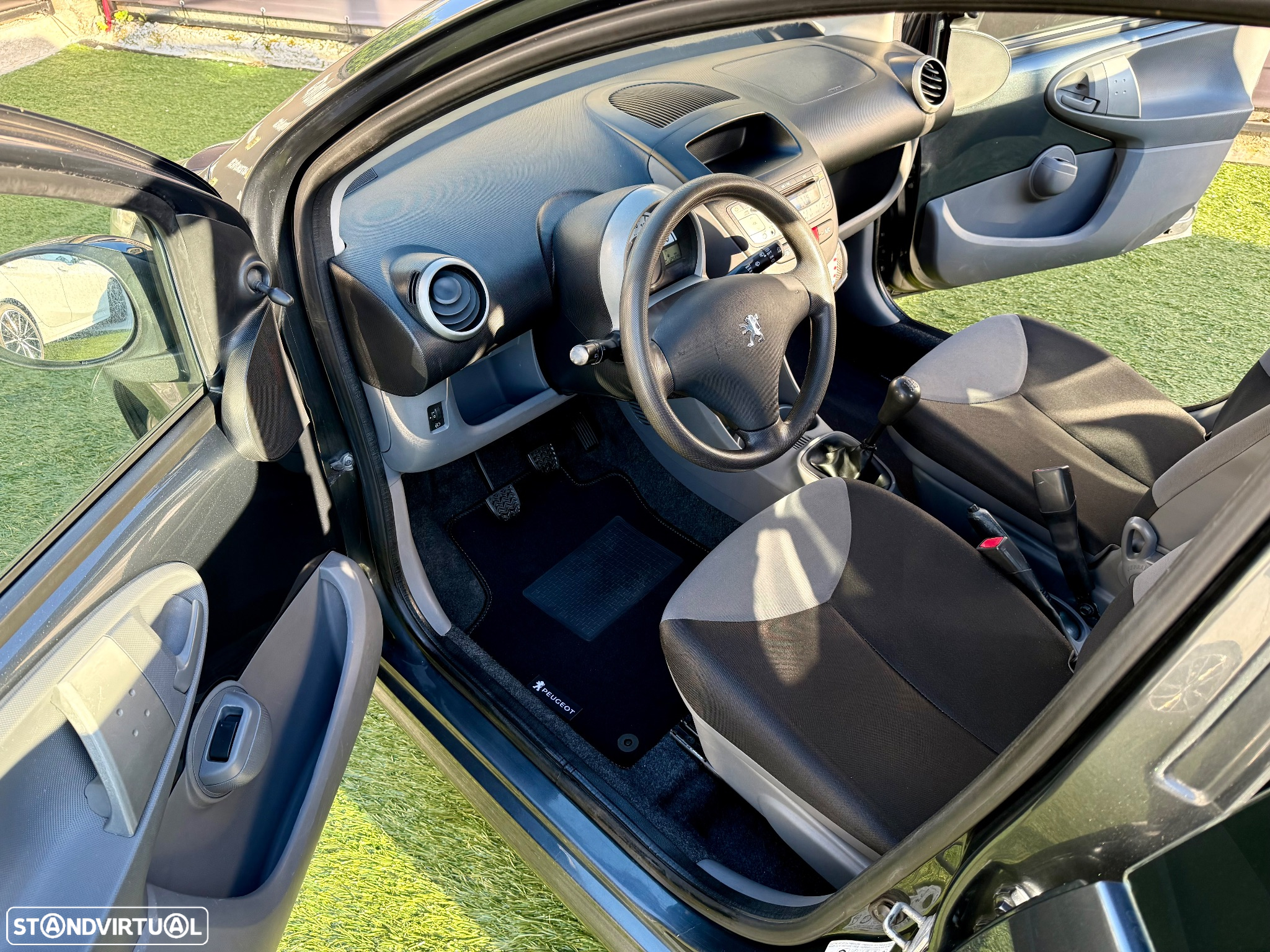 Peugeot 107 1.0 Urban - 6