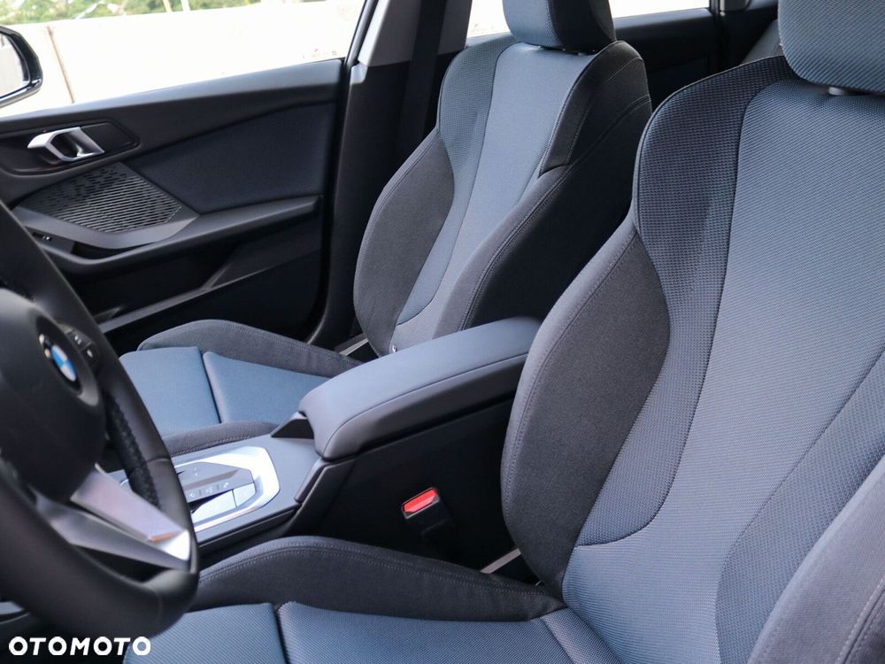 BMW Seria 2 216i - 17