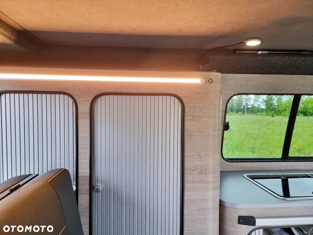 Volkswagen California - 17