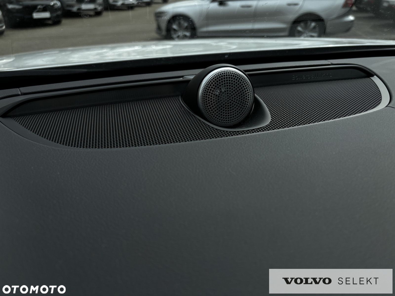 Volvo V90 Cross Country - 24
