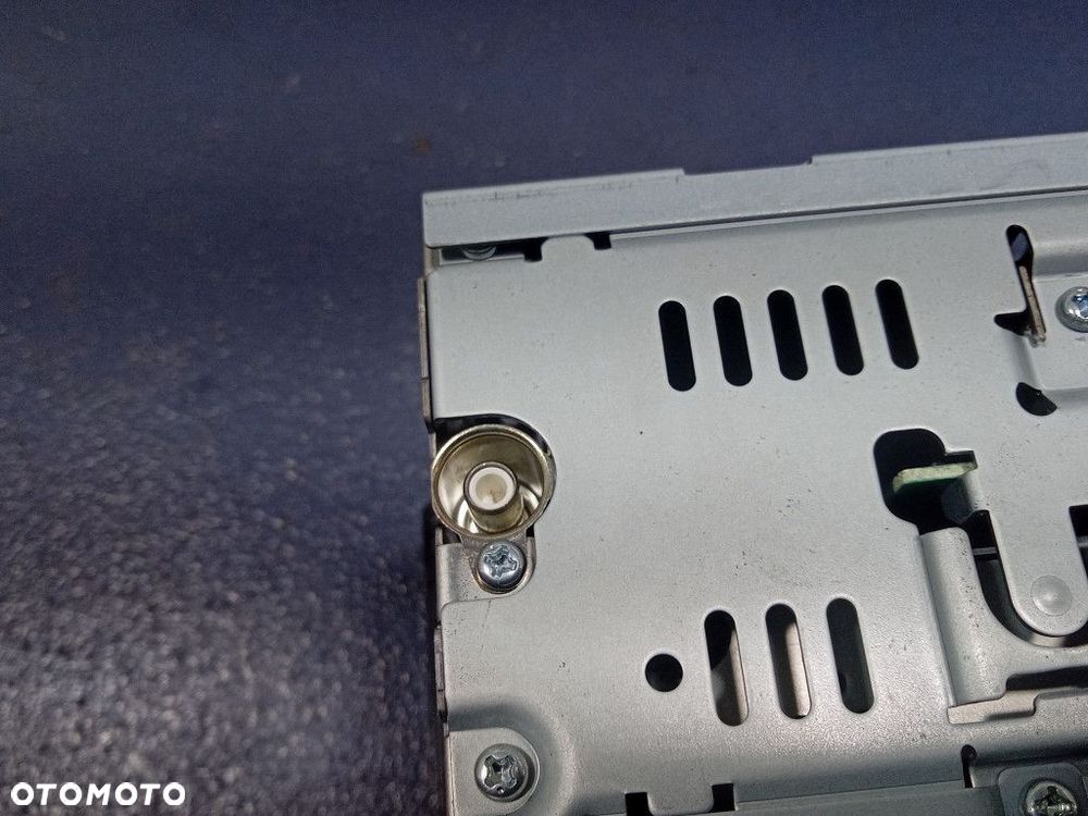 CHRYSLER SEBRING II RADIO FABRYCZNE  P05091610AB - 6
