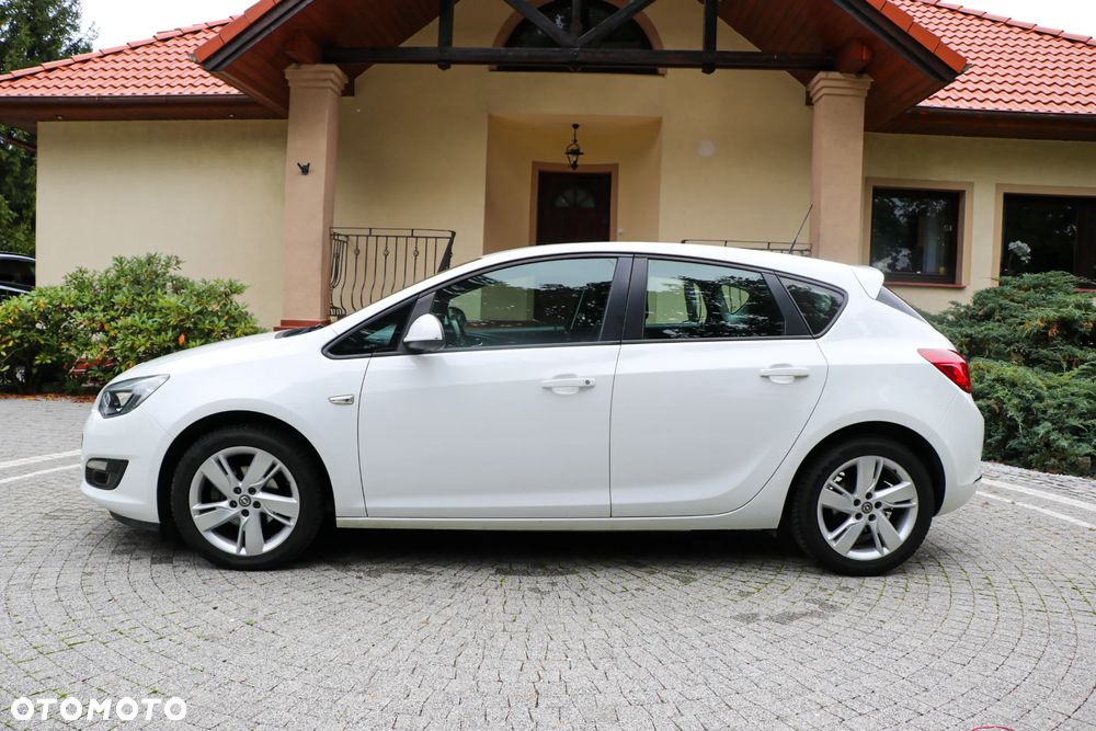 Opel Astra - 24