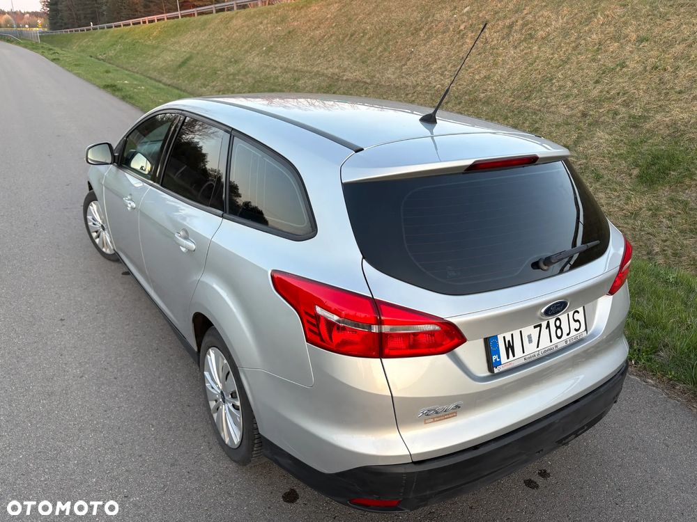 Ford Focus 1.5 TDCi Trend - 6