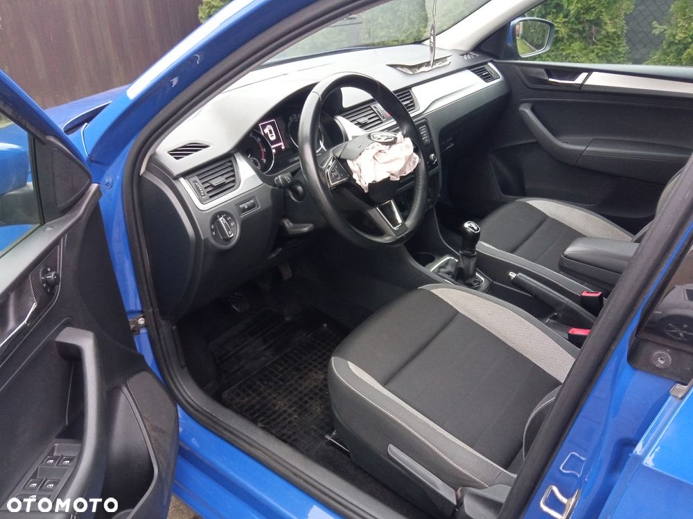 Skoda RAPID Spb 1.0 TSI Ambition - 11