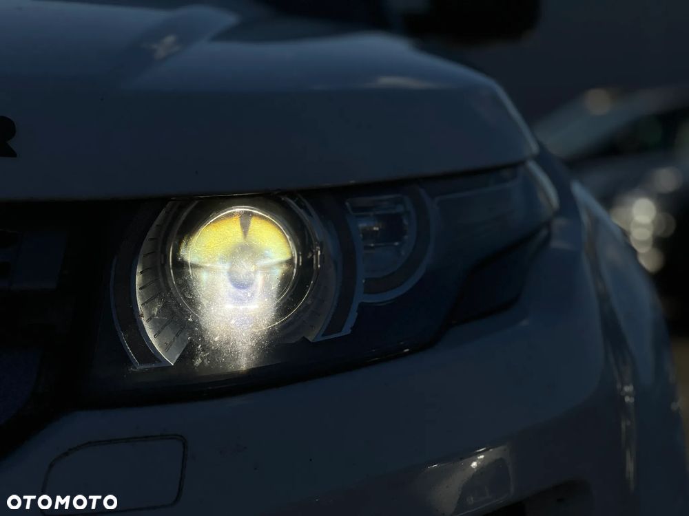 Land Rover Range Rover Evoque - 12