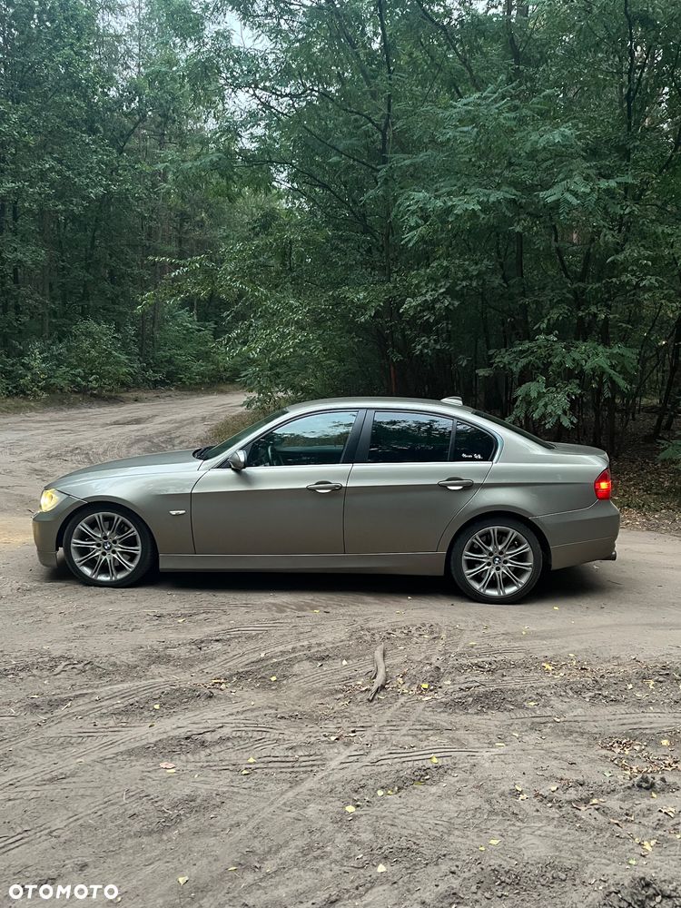 BMW Seria 3 325d - 5